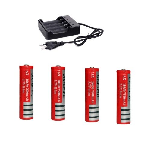 Set Incarcator 4x 3,7 si 4 acumulatori tip18650,3.7V, 6800mAh